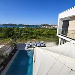 Me Paradise Olive Tribunj (Sibenik-Knin)